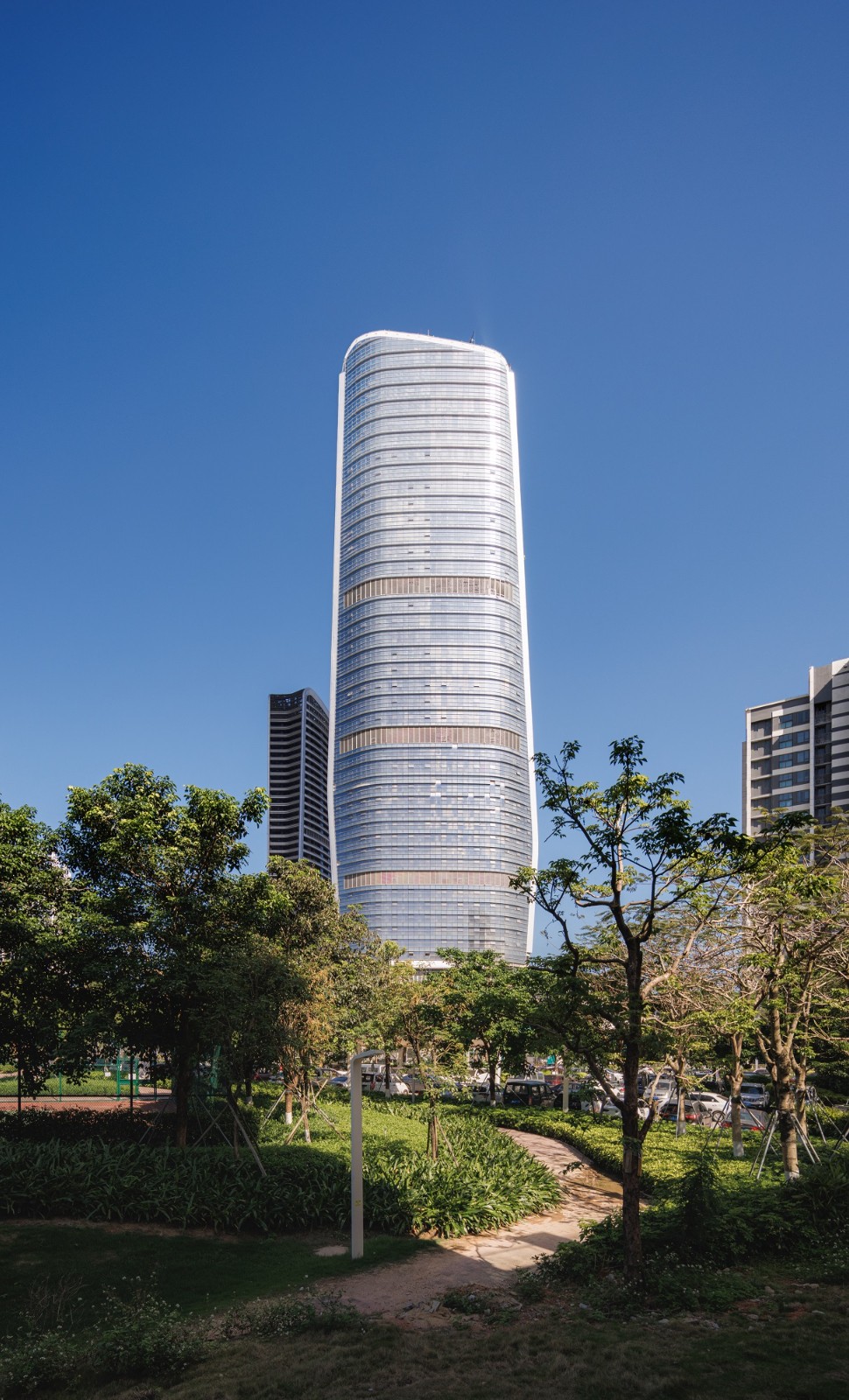 BIM建筑|金湾华发国际商务中心 / 10 Design BIM建筑|金湾华发国际商务中心 / 10 Design