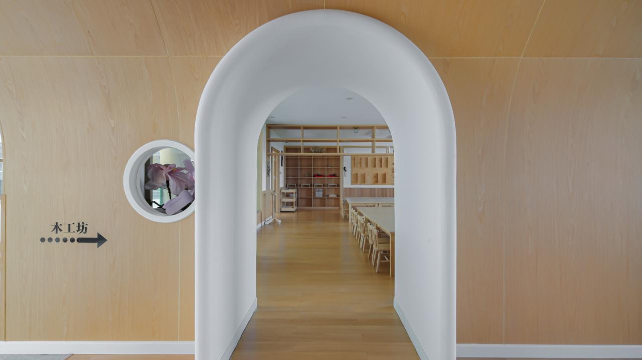 BIM建筑|山外富士无限幼儿园 / 迪卡建筑设计中心 BIM建筑|山外富士无限幼儿园 / 迪卡建筑设计中心