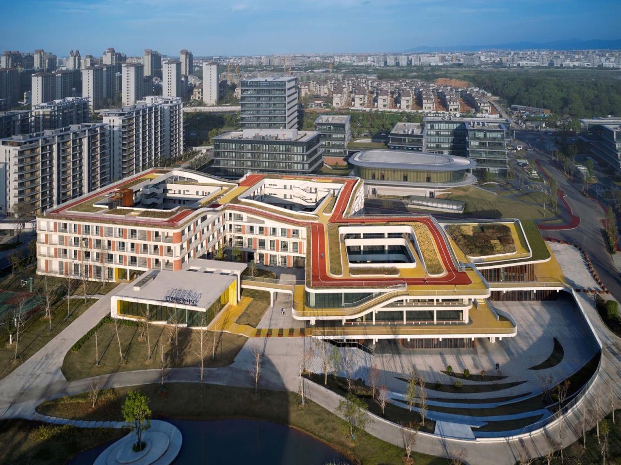 BIM建筑|电子科大长三角研究院(衢州)· 生活中心 / 同济院四时方院创新设计中心 BIM建筑|电子科大长三角研究院(衢州)· 生活中心 / 同济院四时方院创新设计中心