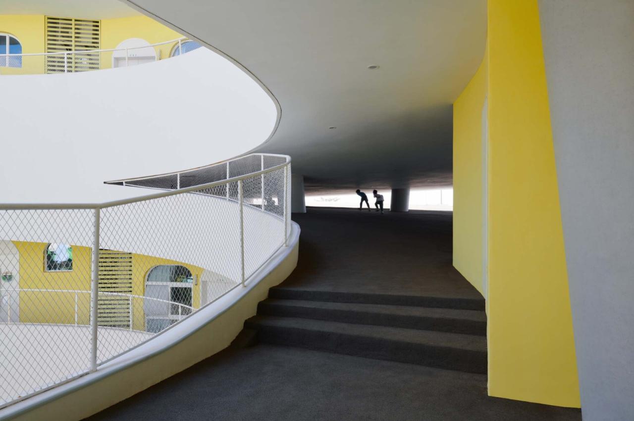 BIM建筑|海口江东寰岛实验学校 / 迹·建筑事务所 BIM建筑|海口江东寰岛实验学校 / 迹·建筑事务所