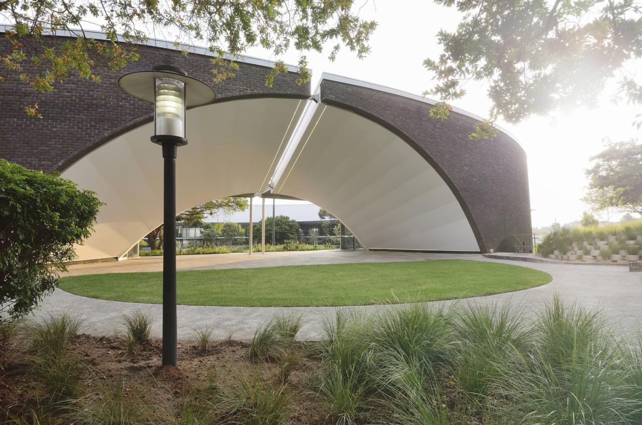 BIM建筑|宝马南非总部 / Boogertman + Partners Architects BIM建筑|宝马南非总部 / Boogertman + Partners Architects