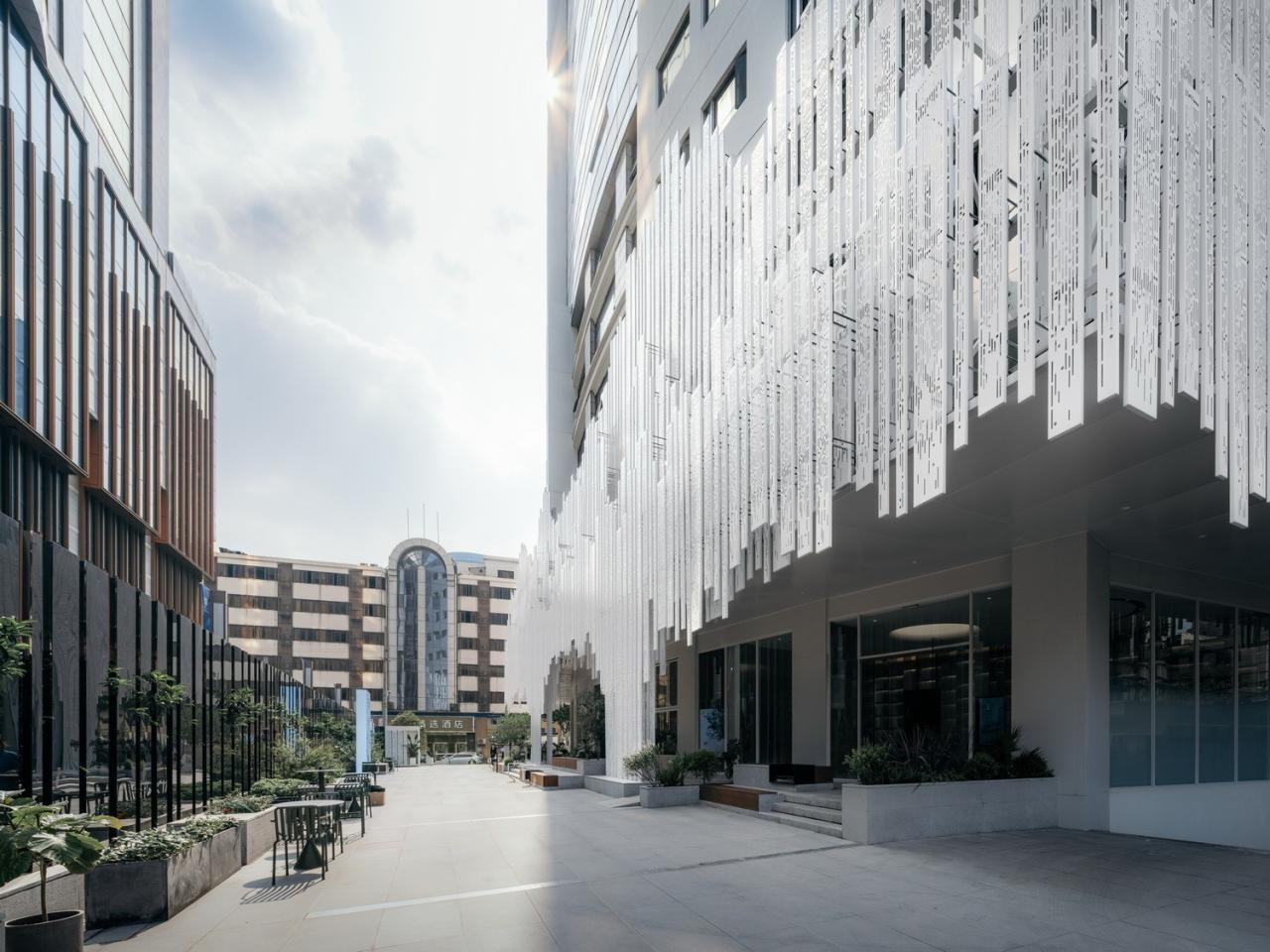 BIM建筑|钢雨:德必上海书城WE改造设计 / Wutopia Lab BIM建筑|钢雨:德必上海书城WE改造设计 / Wutopia Lab