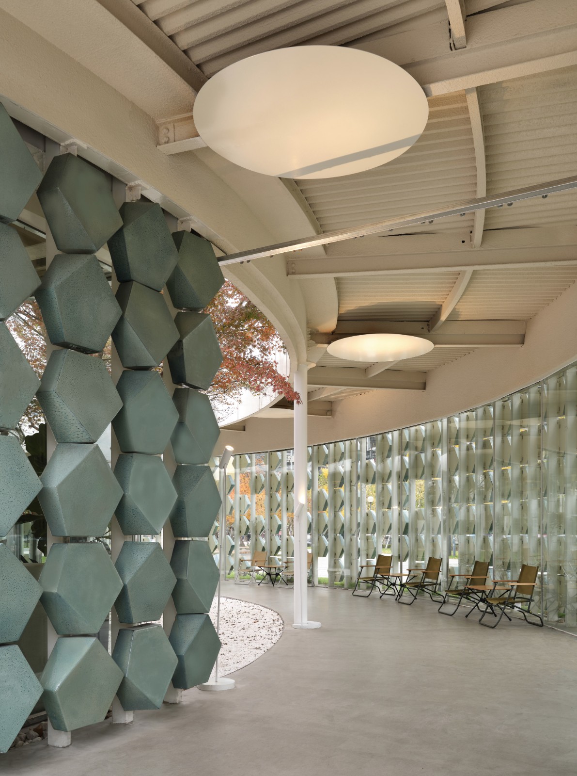 BIM建筑|青枫树下的LOAM瓷屋咖啡 / 八荒设计 BIM建筑|青枫树下的LOAM瓷屋咖啡 / 八荒设计