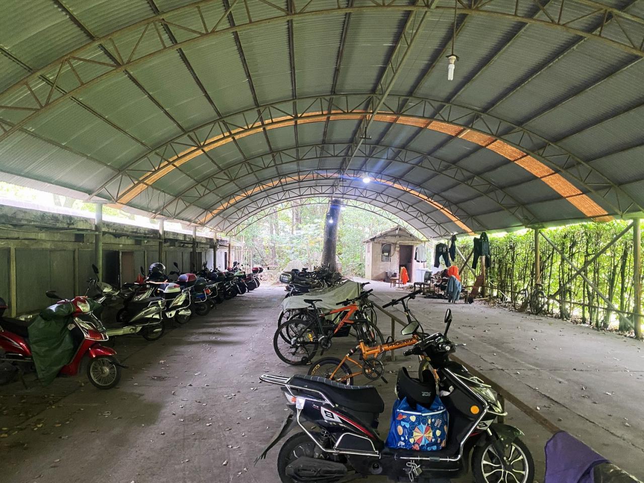 BIM建筑|全金属外壳:铜堡 / Wutopia Lab BIM建筑|全金属外壳:铜堡 / Wutopia Lab