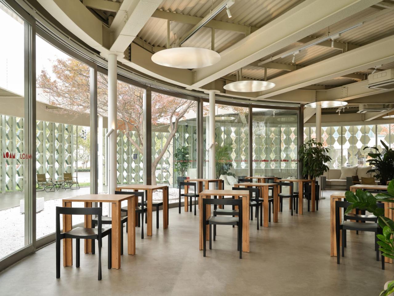 BIM建筑|青枫树下的LOAM瓷屋咖啡 / 八荒设计 BIM建筑|青枫树下的LOAM瓷屋咖啡 / 八荒设计