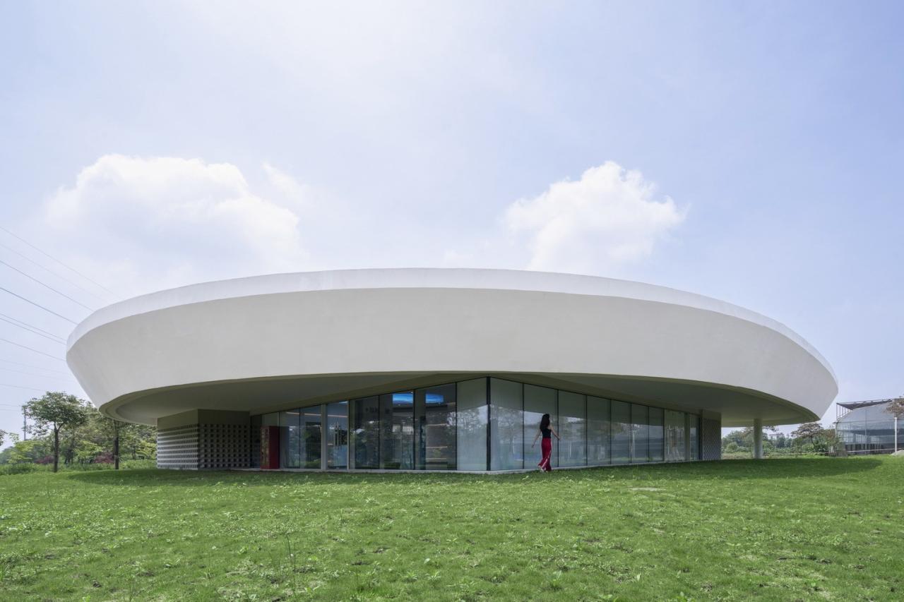 BIM建筑|涟漪:南海区淡水鱼产业技术示范推广中心 / Wutopia Lab BIM建筑|涟漪:南海区淡水鱼产业技术示范推广中心 / Wutopia Lab