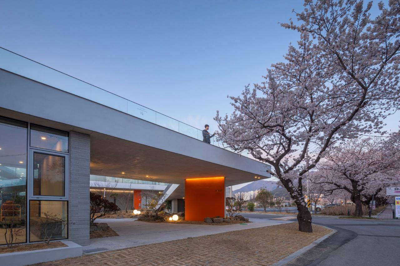 BIM建筑|Inalit 咖啡馆 / PLS Architects + Atelier MODS BIM建筑|Inalit 咖啡馆 / PLS Architects + Atelier MODS