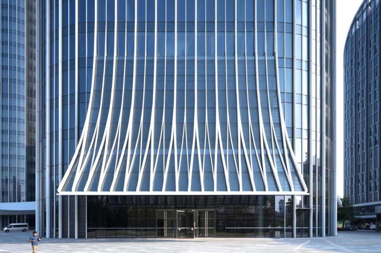 BIM建筑|钱江潮涌:杭州世茂智慧之门超高层城市综合体 / 姜平工作室 BIM建筑|钱江潮涌:杭州世茂智慧之门超高层城市综合体 / 姜平工作室