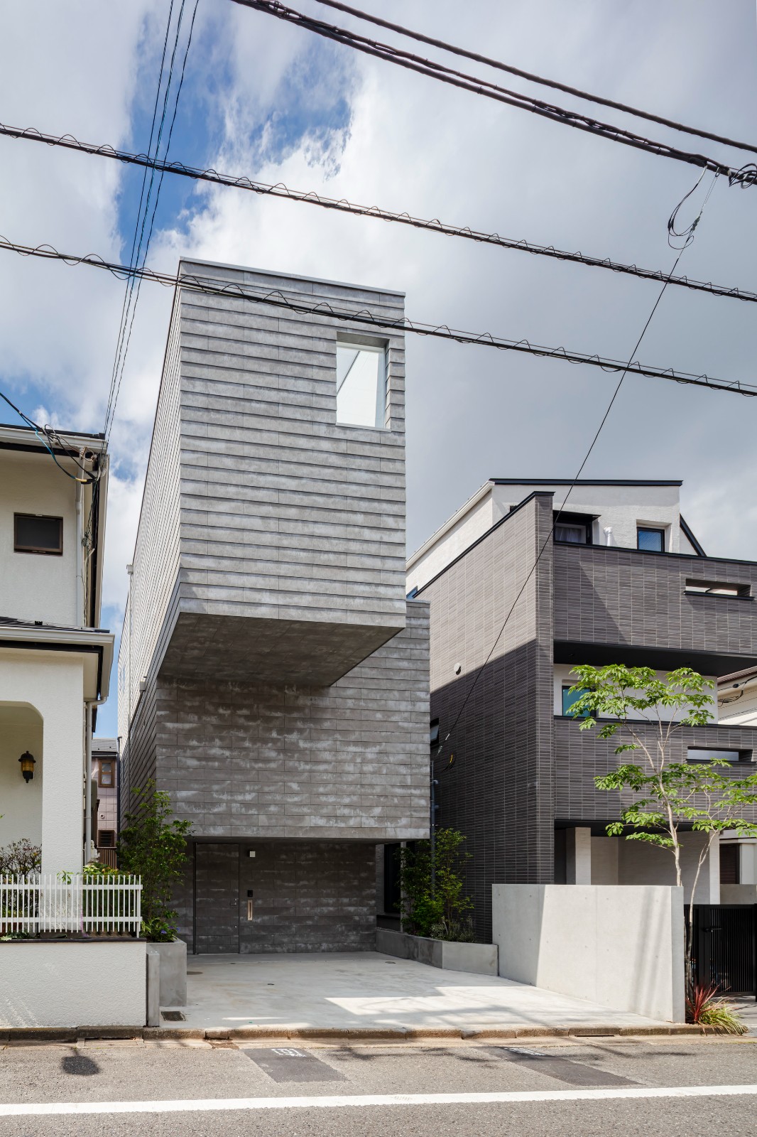 BIM建筑|错层悬挑结构,Shimouma住宅 / I.R.A. BIM建筑|错层悬挑结构,Shimouma住宅 / I.R.A.