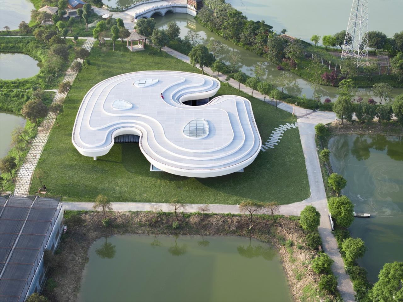 BIM建筑|涟漪:南海区淡水鱼产业技术示范推广中心 / Wutopia Lab BIM建筑|涟漪:南海区淡水鱼产业技术示范推广中心 / Wutopia Lab