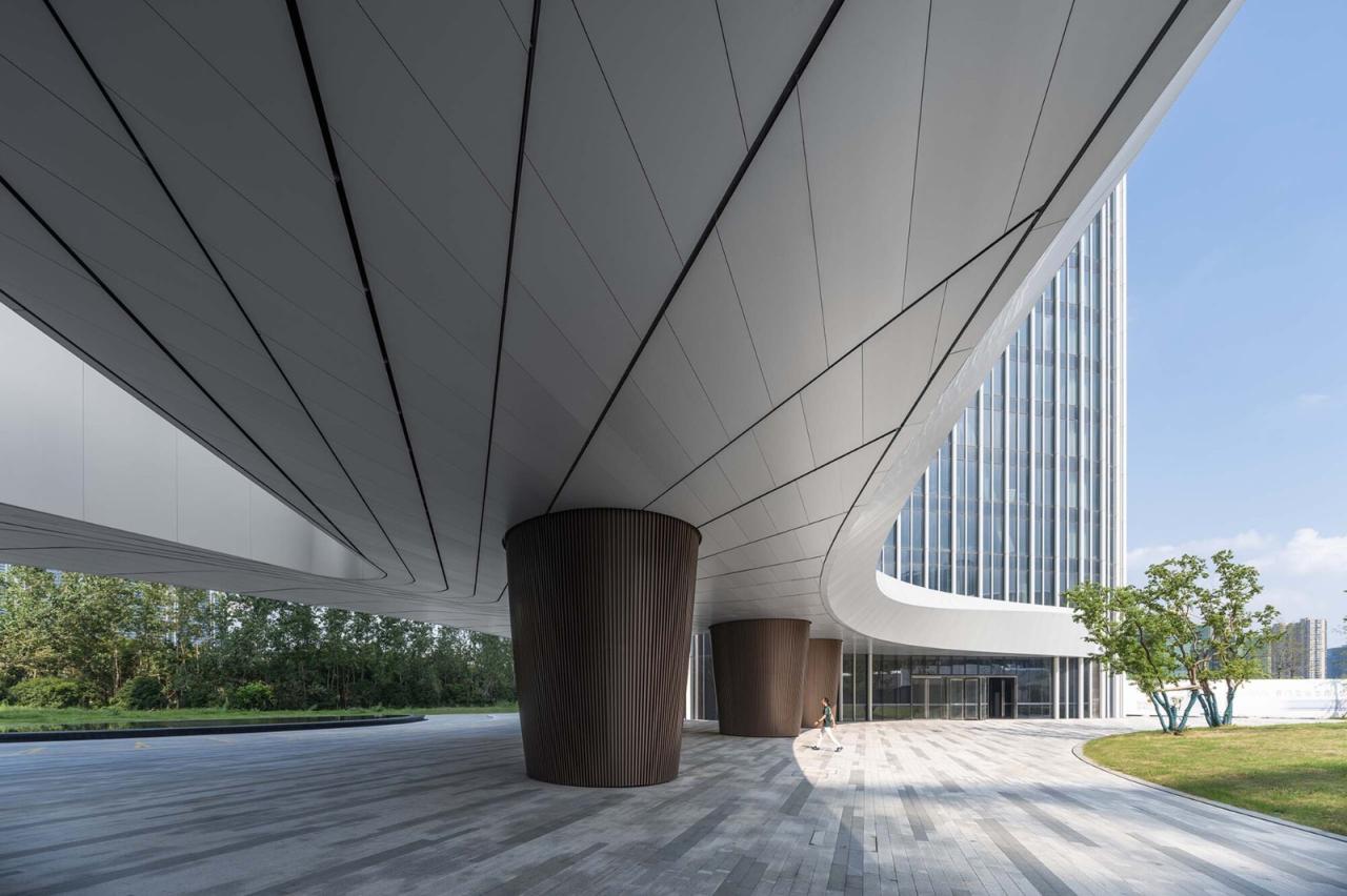 BIM建筑|钱江潮涌:杭州世茂智慧之门超高层城市综合体 / 姜平工作室 BIM建筑|钱江潮涌:杭州世茂智慧之门超高层城市综合体 / 姜平工作室