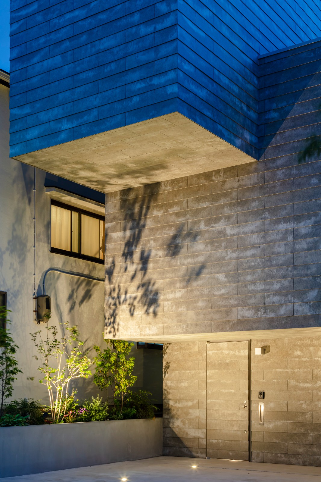 BIM建筑|错层悬挑结构,Shimouma住宅 / I.R.A. BIM建筑|错层悬挑结构,Shimouma住宅 / I.R.A.