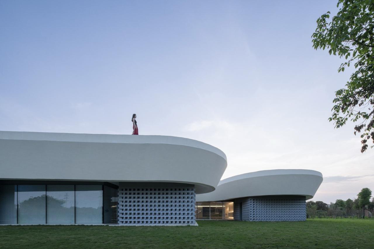 BIM建筑|涟漪:南海区淡水鱼产业技术示范推广中心 / Wutopia Lab BIM建筑|涟漪:南海区淡水鱼产业技术示范推广中心 / Wutopia Lab