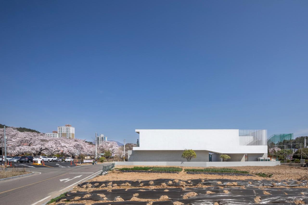 BIM建筑|Inalit 咖啡馆 / PLS Architects + Atelier MODS BIM建筑|Inalit 咖啡馆 / PLS Architects + Atelier MODS