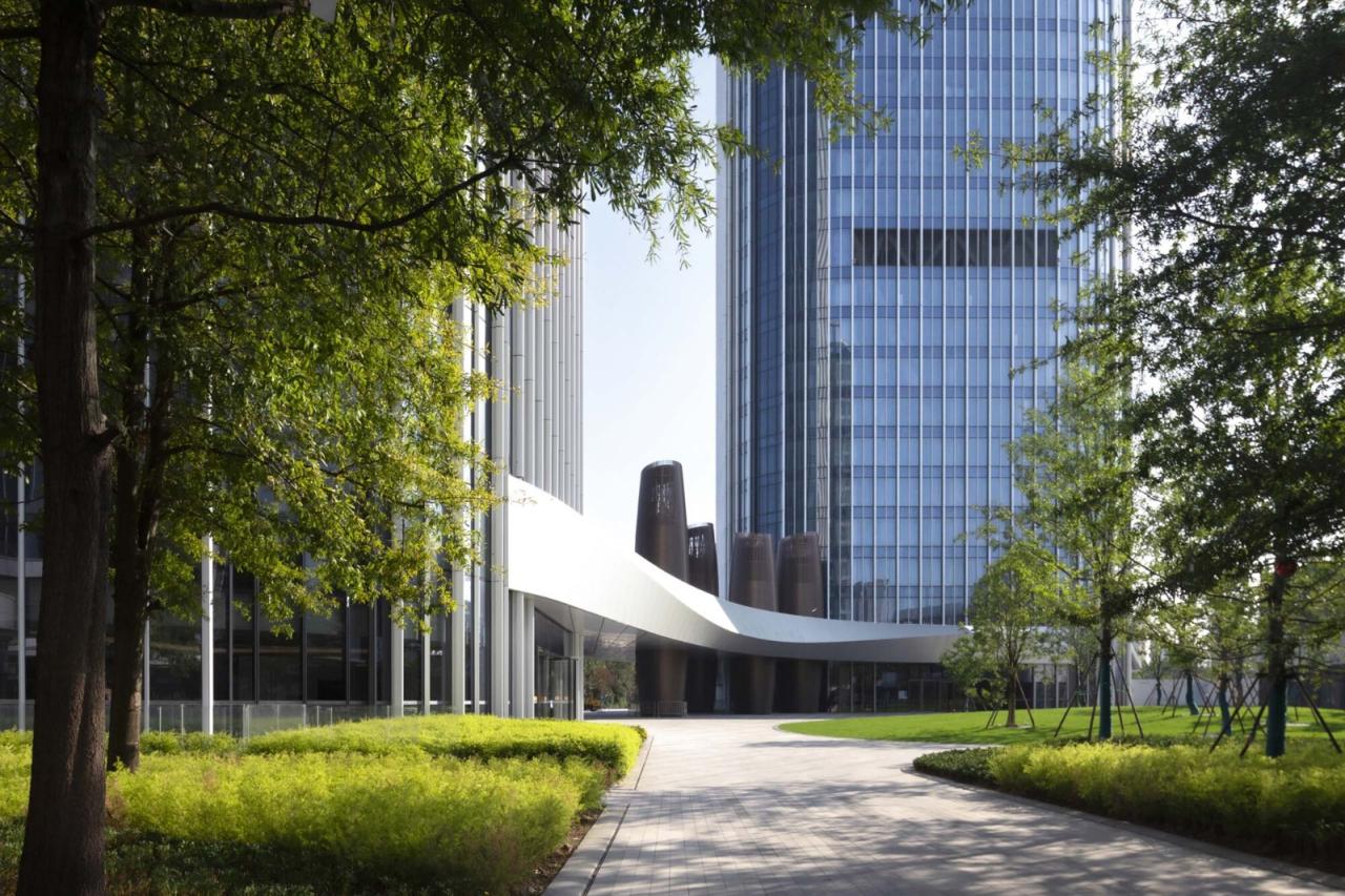 BIM建筑|钱江潮涌:杭州世茂智慧之门超高层城市综合体 / 姜平工作室 BIM建筑|钱江潮涌:杭州世茂智慧之门超高层城市综合体 / 姜平工作室