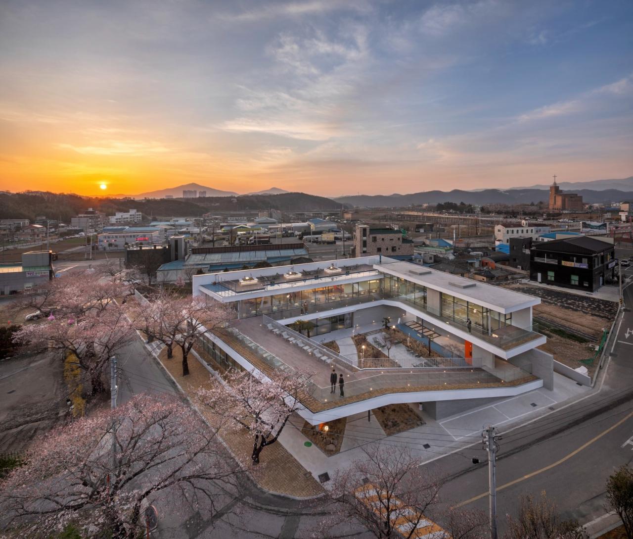 BIM建筑|Inalit 咖啡馆 / PLS Architects + Atelier MODS BIM建筑|Inalit 咖啡馆 / PLS Architects + Atelier MODS