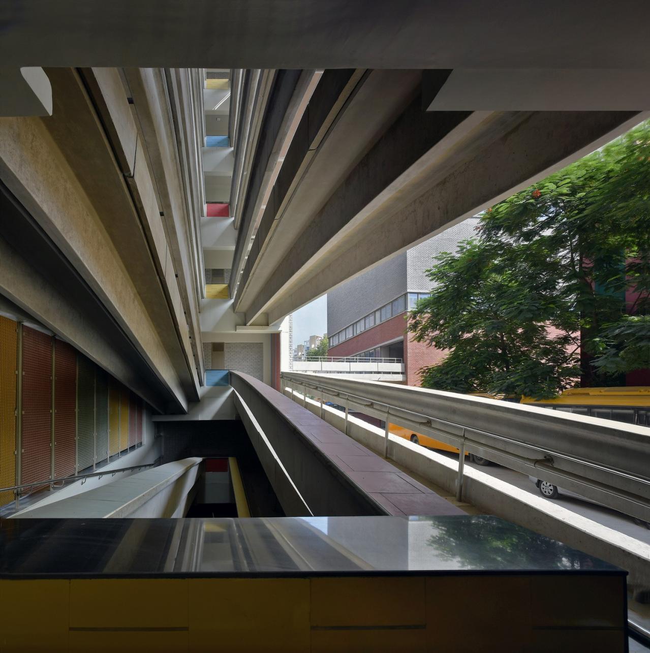 BIM建筑|Shiv Nadar 学校 / Stephane Paumier Architects BIM建筑|Shiv Nadar 学校 / Stephane Paumier Architects