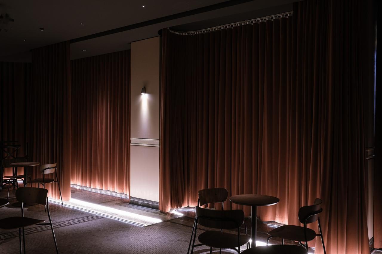 BIM建筑|微醺的夜上海: 一个剧场与酒吧的空间集合体 / 无定设计 BIM建筑|微醺的夜上海: 一个剧场与酒吧的空间集合体 / 无定设计