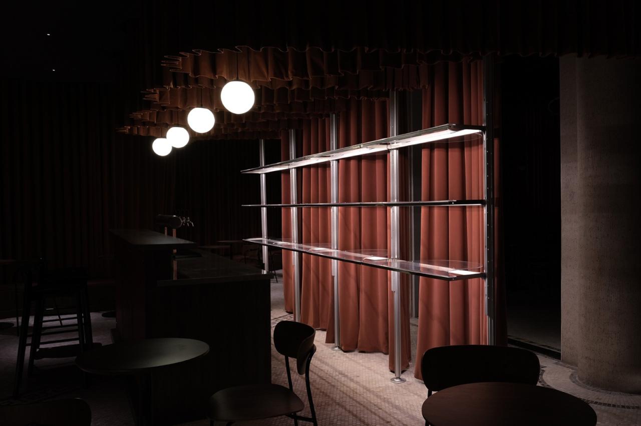 BIM建筑|微醺的夜上海: 一个剧场与酒吧的空间集合体 / 无定设计 BIM建筑|微醺的夜上海: 一个剧场与酒吧的空间集合体 / 无定设计