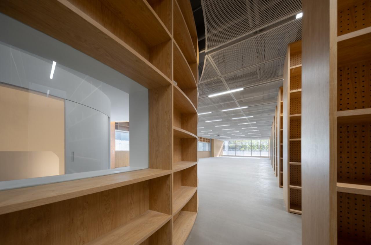 BIM建筑|掀开“白盒子”的美术馆:OCT当代艺术中心-B10馆 / URBANUS都市实践 BIM建筑|掀开“白盒子”的美术馆:OCT当代艺术中心-B10馆 / URBANUS都市实践