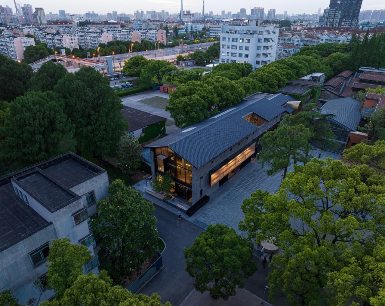 BIM建筑|虚怀若谷,犹如半仓:半仓,上海 / 本哲建筑 BIM建筑|虚怀若谷,犹如半仓:半仓,上海 / 本哲建筑