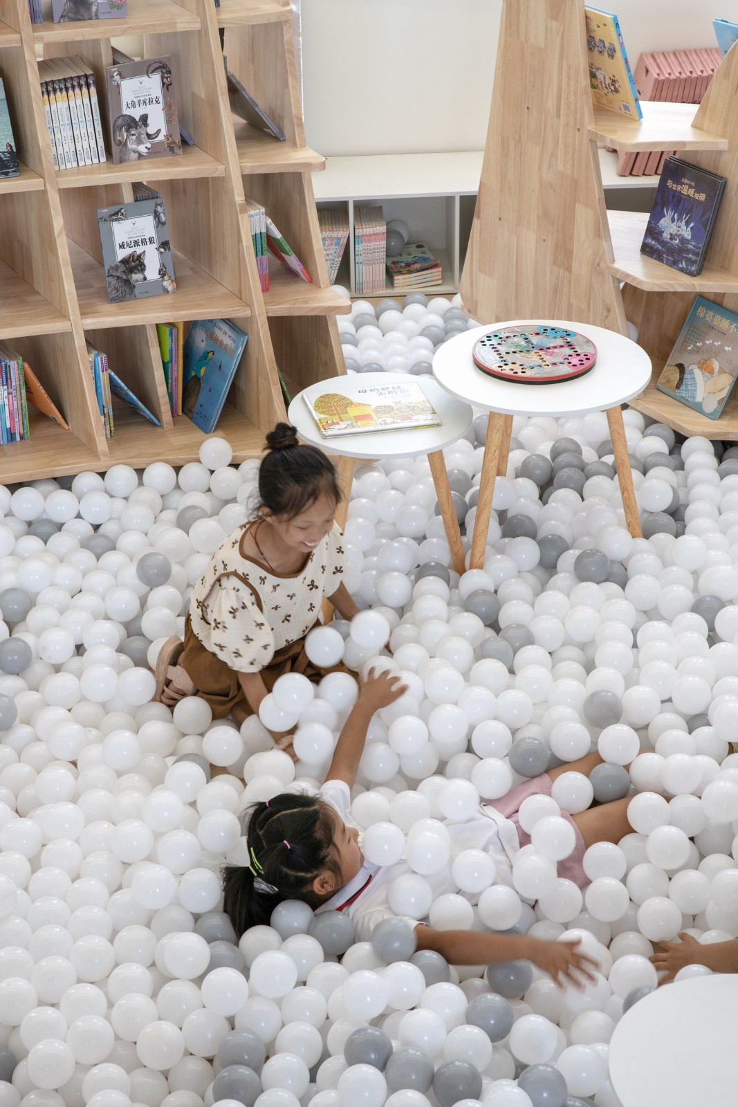 BIM建筑|公益·云丘书屋丨西部阳光×杰典建筑 BIM建筑|公益·云丘书屋丨西部阳光×杰典建筑