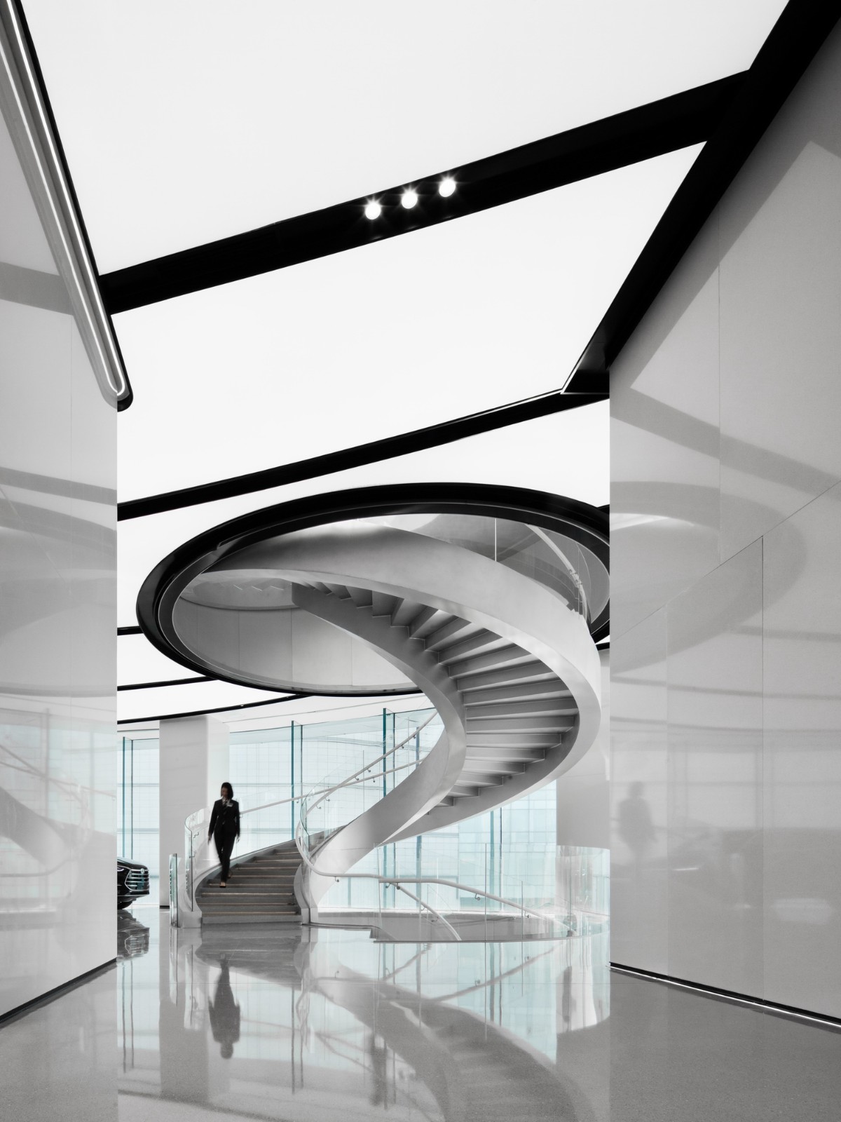 BIM建筑|启迪未来 江城地标:武汉比亚迪品牌体验中心 / 成执设计 BIM建筑|启迪未来 江城地标:武汉比亚迪品牌体验中心 / 成执设计