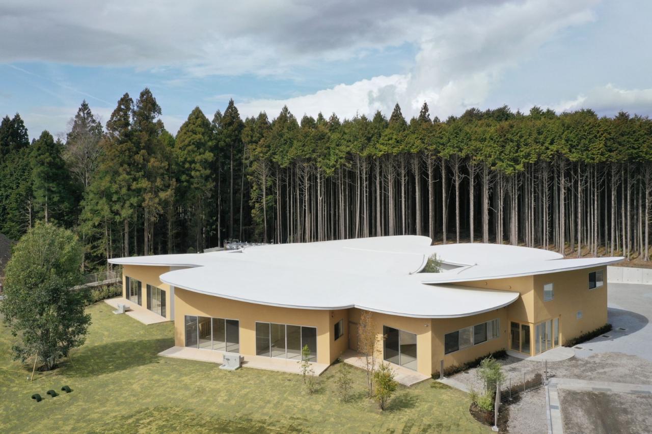 BIM建筑|儿童的森林托儿所 / 山下贵成建筑设计 BIM建筑|儿童的森林托儿所 / 山下贵成建筑设计