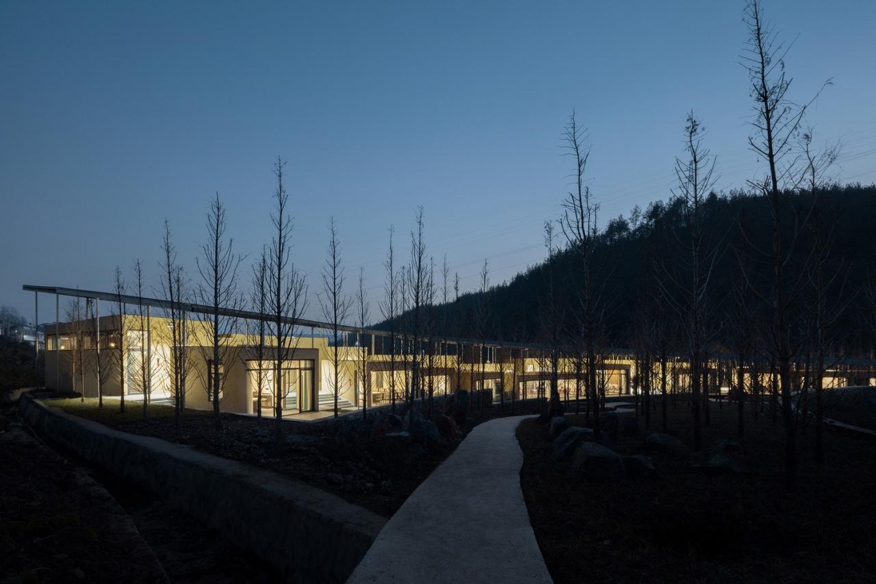 BIM建筑|五福山水龙家宴餐厅 / 小写建筑 BIM建筑|五福山水龙家宴餐厅 / 小写建筑