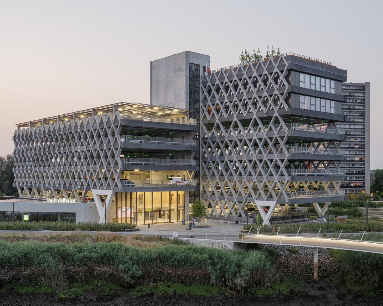 BIM建筑|Eandistip 交通中心 / archipelago + POLO BIM建筑|Eandistip 交通中心 / archipelago + POLO