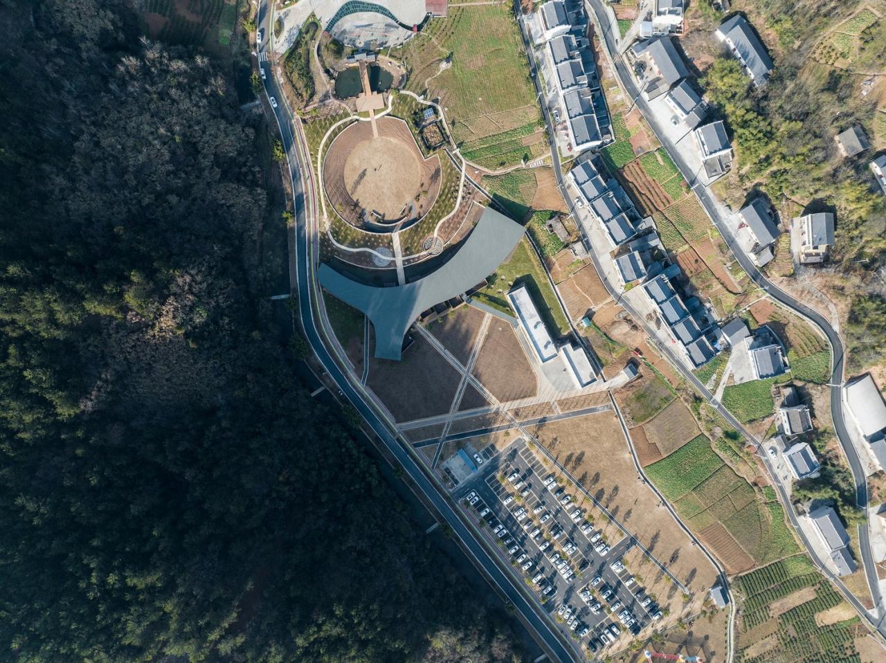 BIM建筑|五福山水龙家宴餐厅 / 小写建筑 BIM建筑|五福山水龙家宴餐厅 / 小写建筑