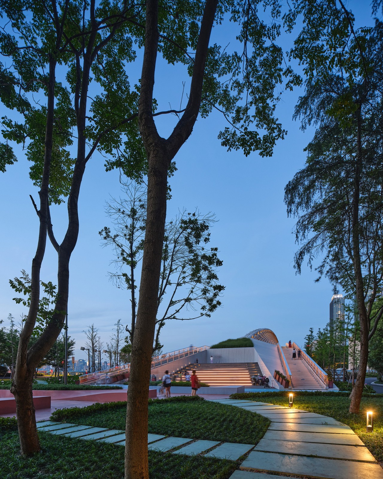 BIM建筑|杭州滨江公共空间·绸桥 / 同济原作设计工作室 BIM建筑|杭州滨江公共空间·绸桥 / 同济原作设计工作室