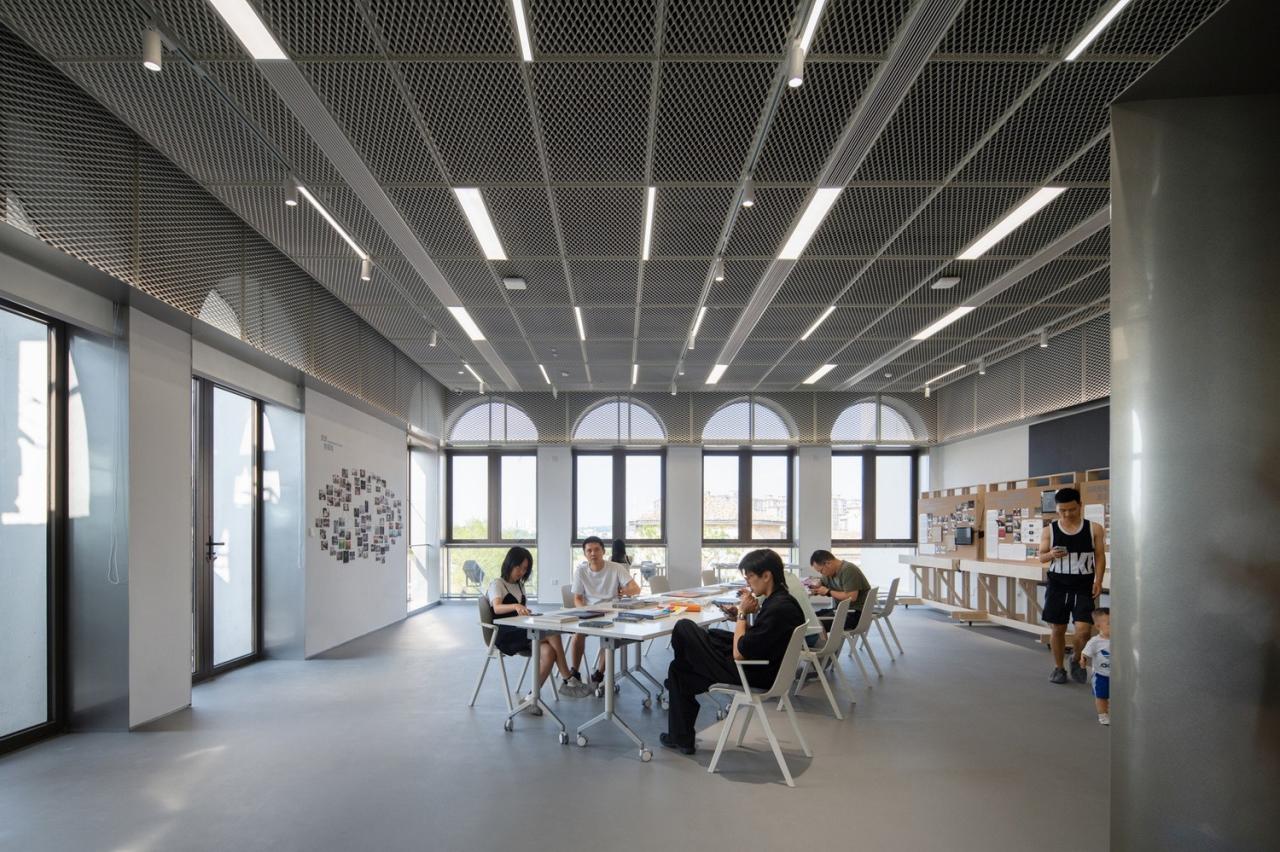 BIM建筑|麓山A4美术馆改造 / 天仝建筑 BIM建筑|麓山A4美术馆改造 / 天仝建筑