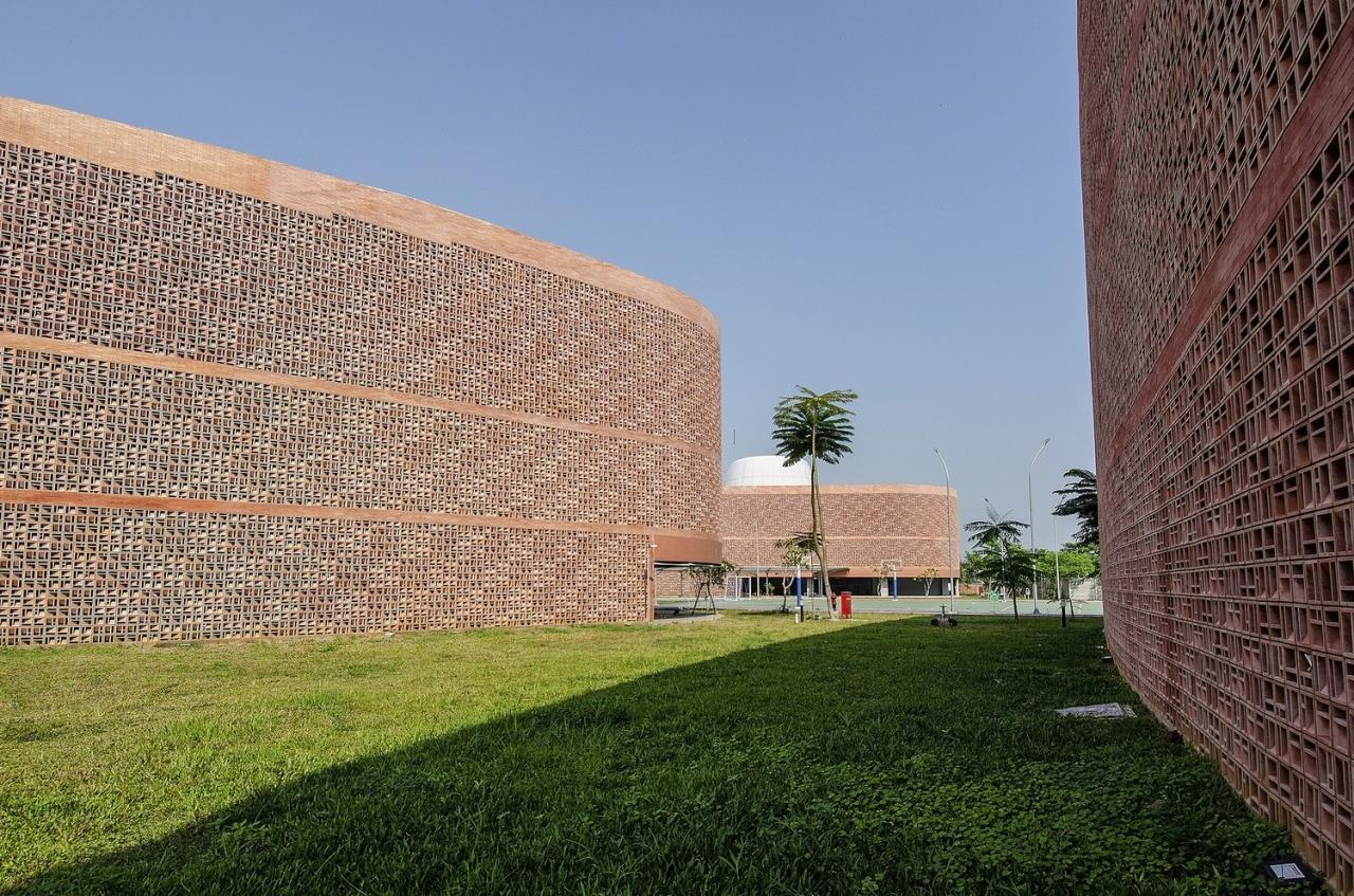 BIM建筑|Binus 三宝垄教育园区 / Denton Corker Marshall BIM建筑|Binus 三宝垄教育园区 / Denton Corker Marshall