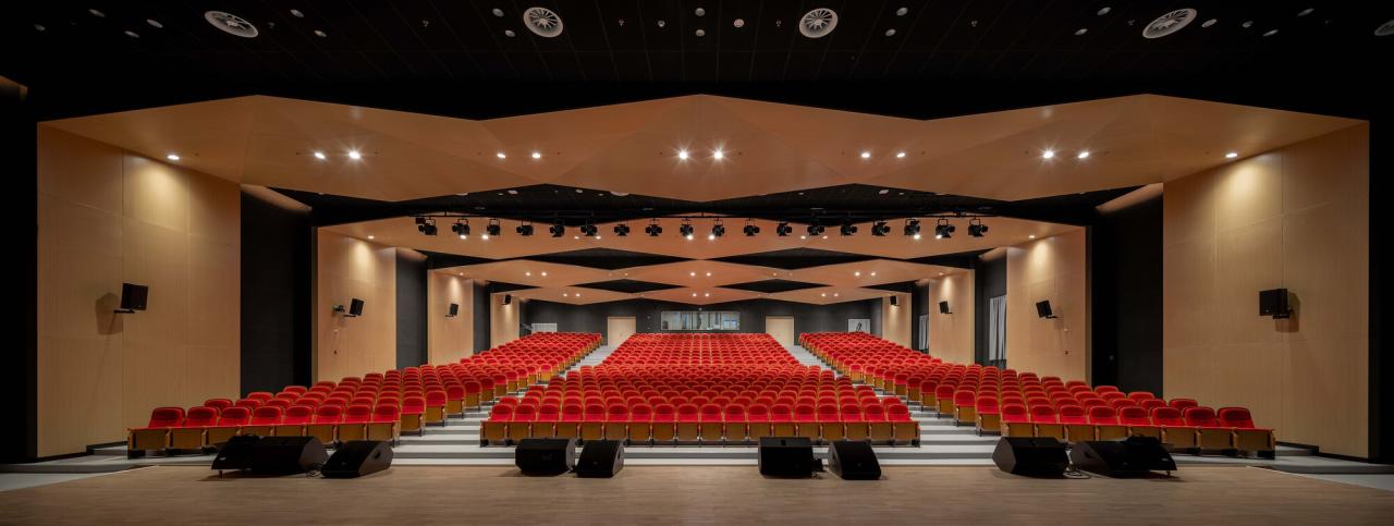 BIM建筑|西安高新第一中学(高中部)改扩建 / 中国建筑西北设计研究院 屈培青工作室 BIM建筑|西安高新第一中学(高中部)改扩建 / 中国建筑西北设计研究院 屈培青工作室