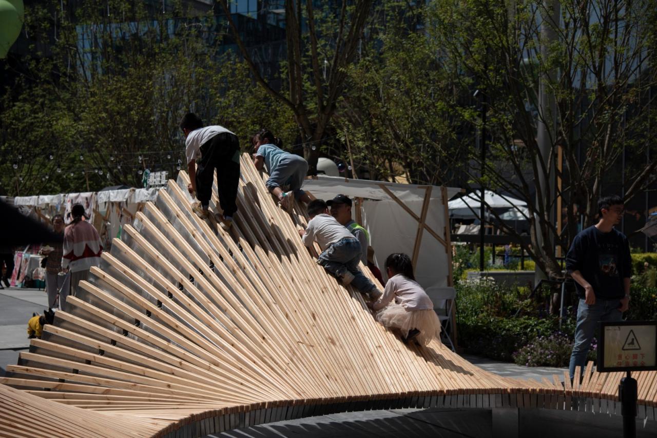 BIM建筑|一片落入绿洲的花瓣 / 成都直现建筑设计 BIM建筑|一片落入绿洲的花瓣 / 成都直现建筑设计