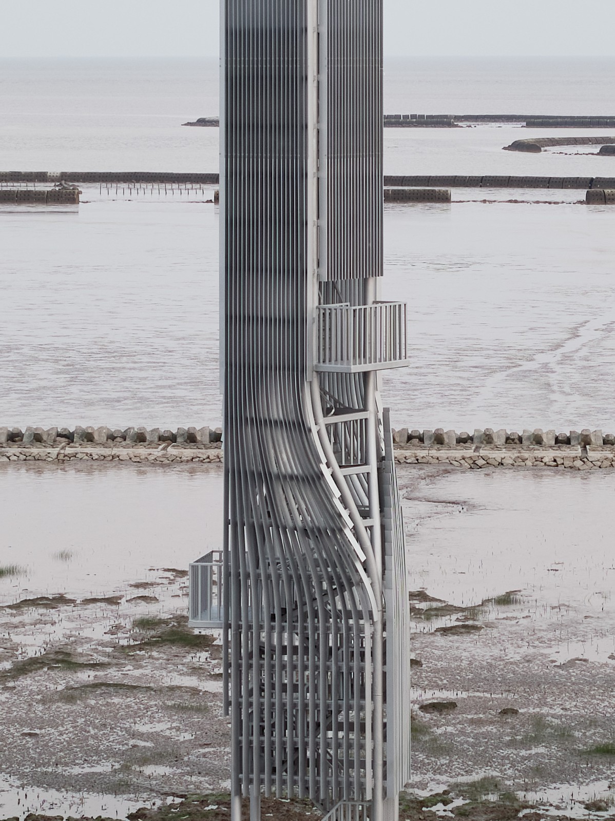 BIM建筑|扭转塔和螺旋站,上海海上的生态基础设施 / HCCH合尘建筑 BIM建筑|扭转塔和螺旋站,上海海上的生态基础设施 / HCCH合尘建筑