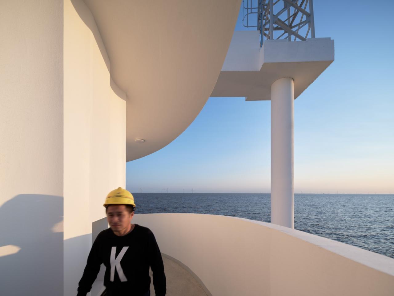 BIM建筑|扭转塔和螺旋站,上海海上的生态基础设施 / HCCH合尘建筑 BIM建筑|扭转塔和螺旋站,上海海上的生态基础设施 / HCCH合尘建筑