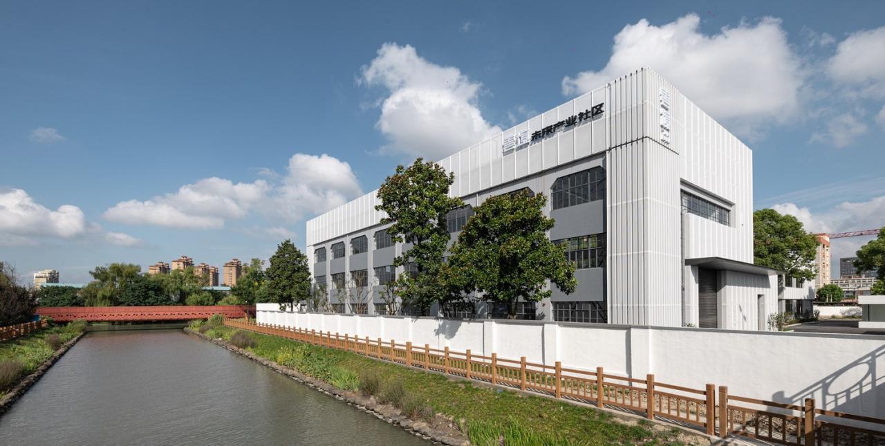 BIM建筑|漂浮盒子:云境未来产业园区 / 格筑设计 BIM建筑|漂浮盒子:云境未来产业园区 / 格筑设计