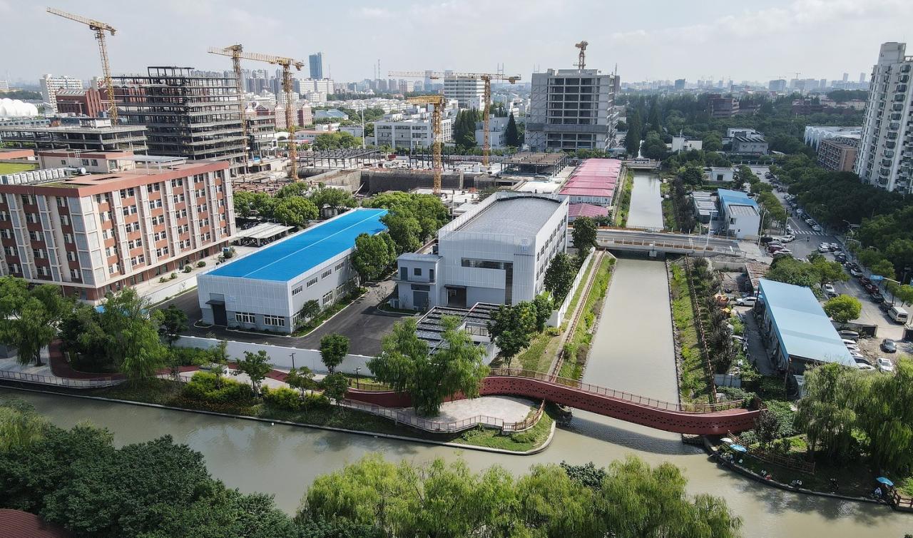 BIM建筑|漂浮盒子:云境未来产业园区 / 格筑设计 BIM建筑|漂浮盒子:云境未来产业园区 / 格筑设计