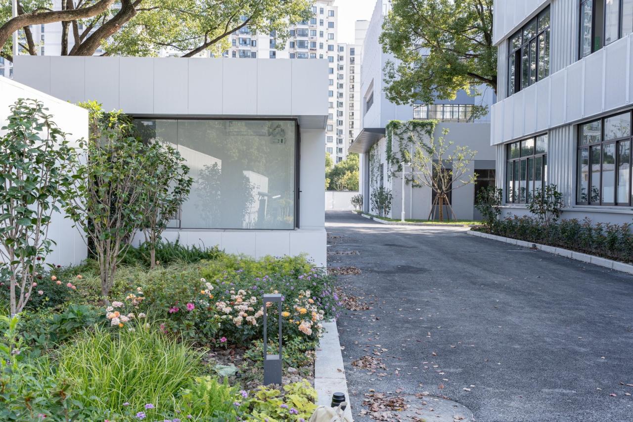 BIM建筑|漂浮盒子:云境未来产业园区 / 格筑设计 BIM建筑|漂浮盒子:云境未来产业园区 / 格筑设计