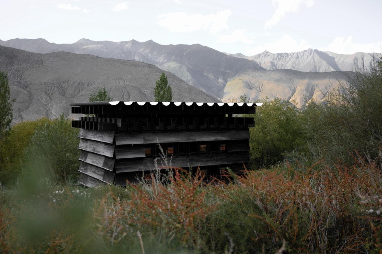 BIM建筑|西藏山南观蜂小屋 / 月壤建筑 BIM建筑|西藏山南观蜂小屋 / 月壤建筑