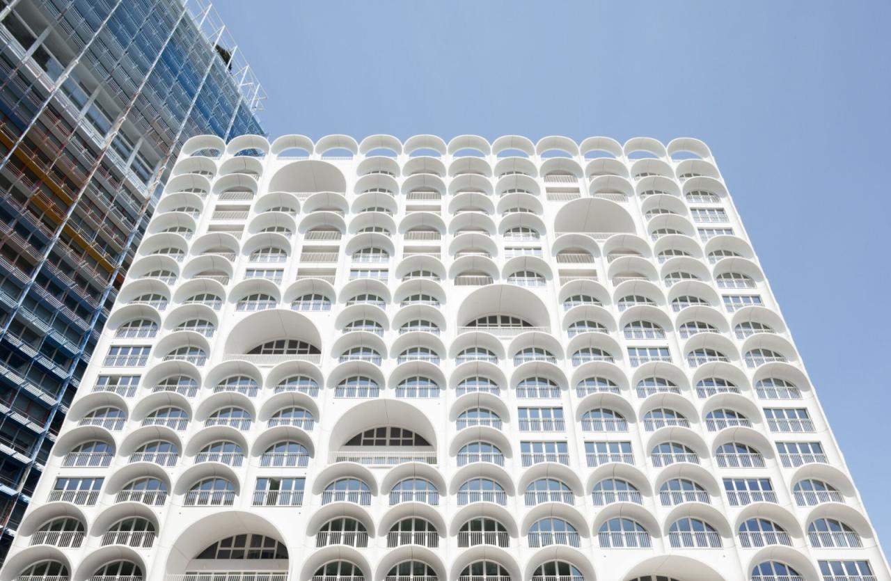 BIM建筑|414 个拱顶,‘蓝色之门’住宅 / PietriArchitectes BIM建筑|414 个拱顶,‘蓝色之门’住宅 / PietriArchitectes