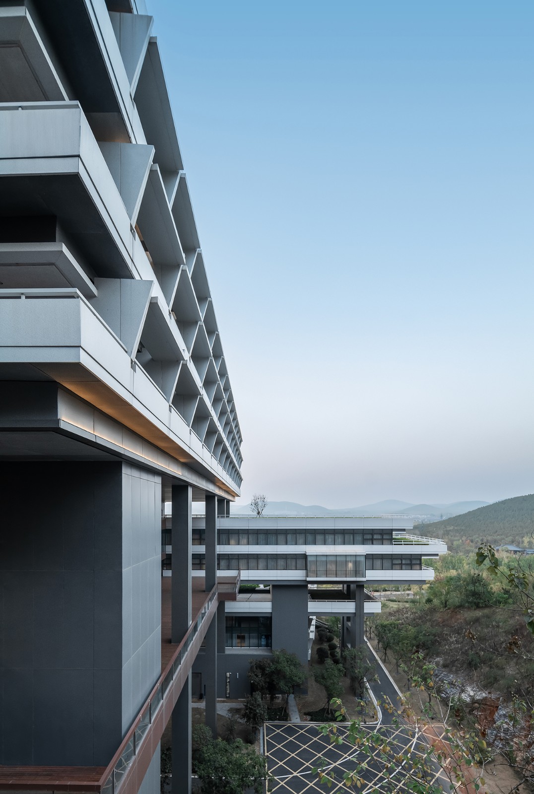 BIM建筑|徐州园博园宕口酒店 / 筑境设计 BIM建筑|徐州园博园宕口酒店 / 筑境设计