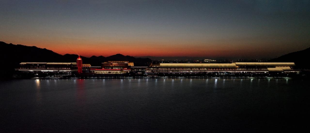 BIM建筑|稻田与廊桥 - 宁波国际会议中心 / 汤桦建筑设计 BIM建筑|稻田与廊桥 - 宁波国际会议中心 / 汤桦建筑设计