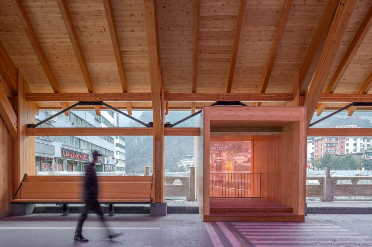 BIM建筑|康县新人字桥及周边商业街更新设计 / 三文建筑 何崴工作室 BIM建筑|康县新人字桥及周边商业街更新设计 / 三文建筑 何崴工作室