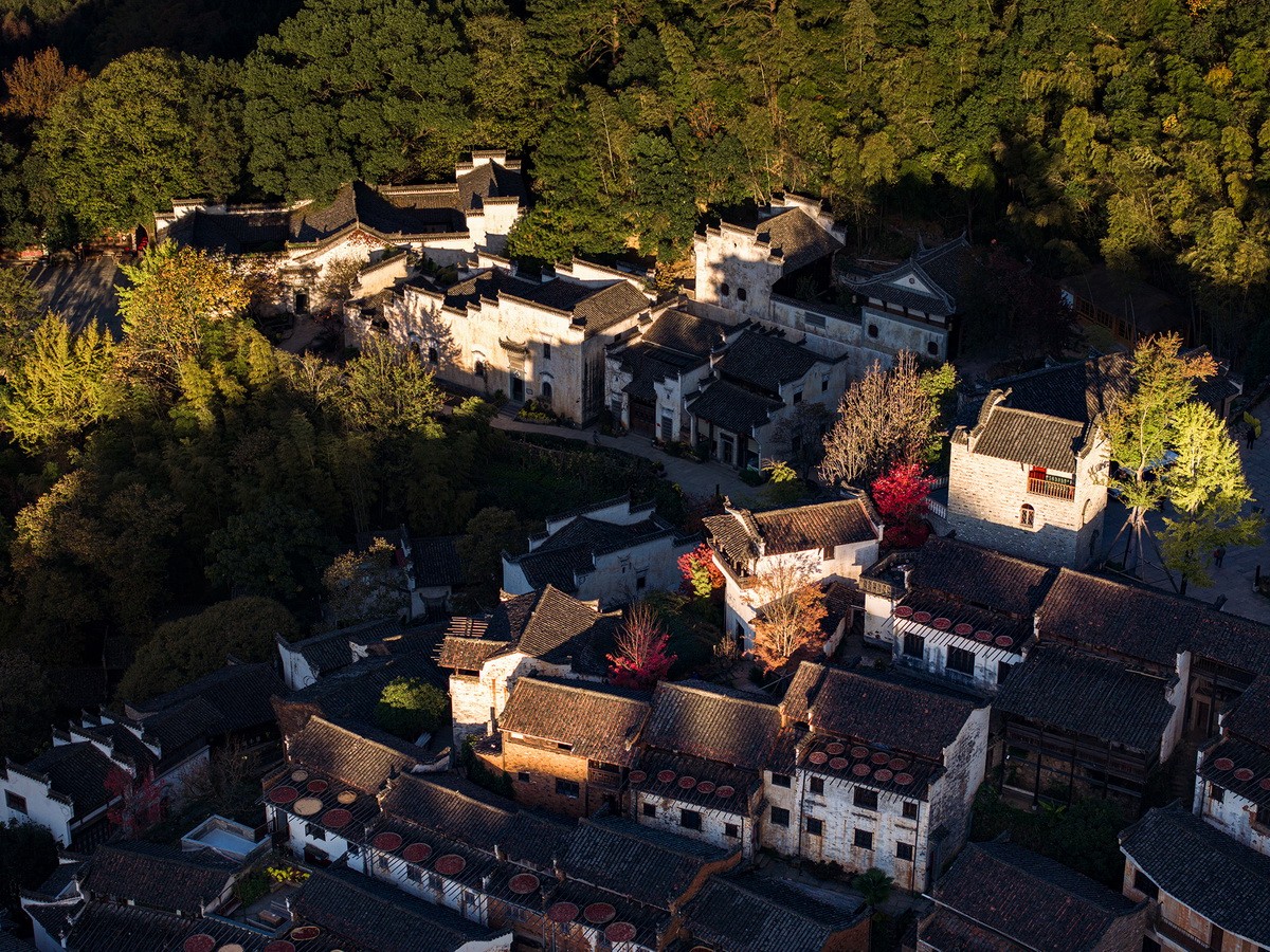 BIM建筑|村庄文化:一砖一瓦,寻回乡愁,婺源篁岭营造记 / 婺源县村庄文化传媒有限公司 BIM建筑|村庄文化:一砖一瓦,寻回乡愁,婺源篁岭营造记 / 婺源县村庄文化传媒有限公司