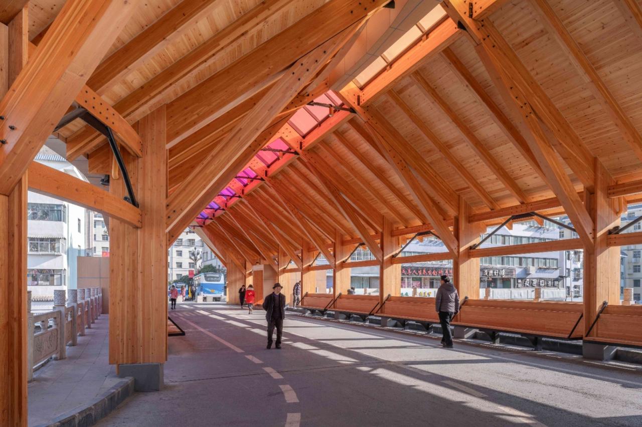 BIM建筑|康县新人字桥及周边商业街更新设计 / 三文建筑 何崴工作室 BIM建筑|康县新人字桥及周边商业街更新设计 / 三文建筑 何崴工作室