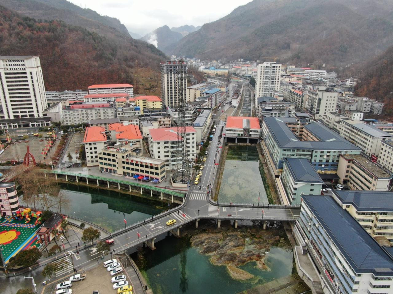 BIM建筑|康县新人字桥及周边商业街更新设计 / 三文建筑 何崴工作室 BIM建筑|康县新人字桥及周边商业街更新设计 / 三文建筑 何崴工作室