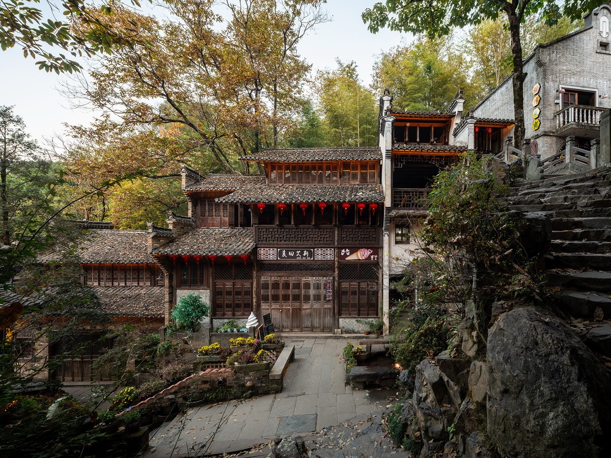 BIM建筑|村庄文化:一砖一瓦,寻回乡愁,婺源篁岭营造记 / 婺源县村庄文化传媒有限公司 BIM建筑|村庄文化:一砖一瓦,寻回乡愁,婺源篁岭营造记 / 婺源县村庄文化传媒有限公司